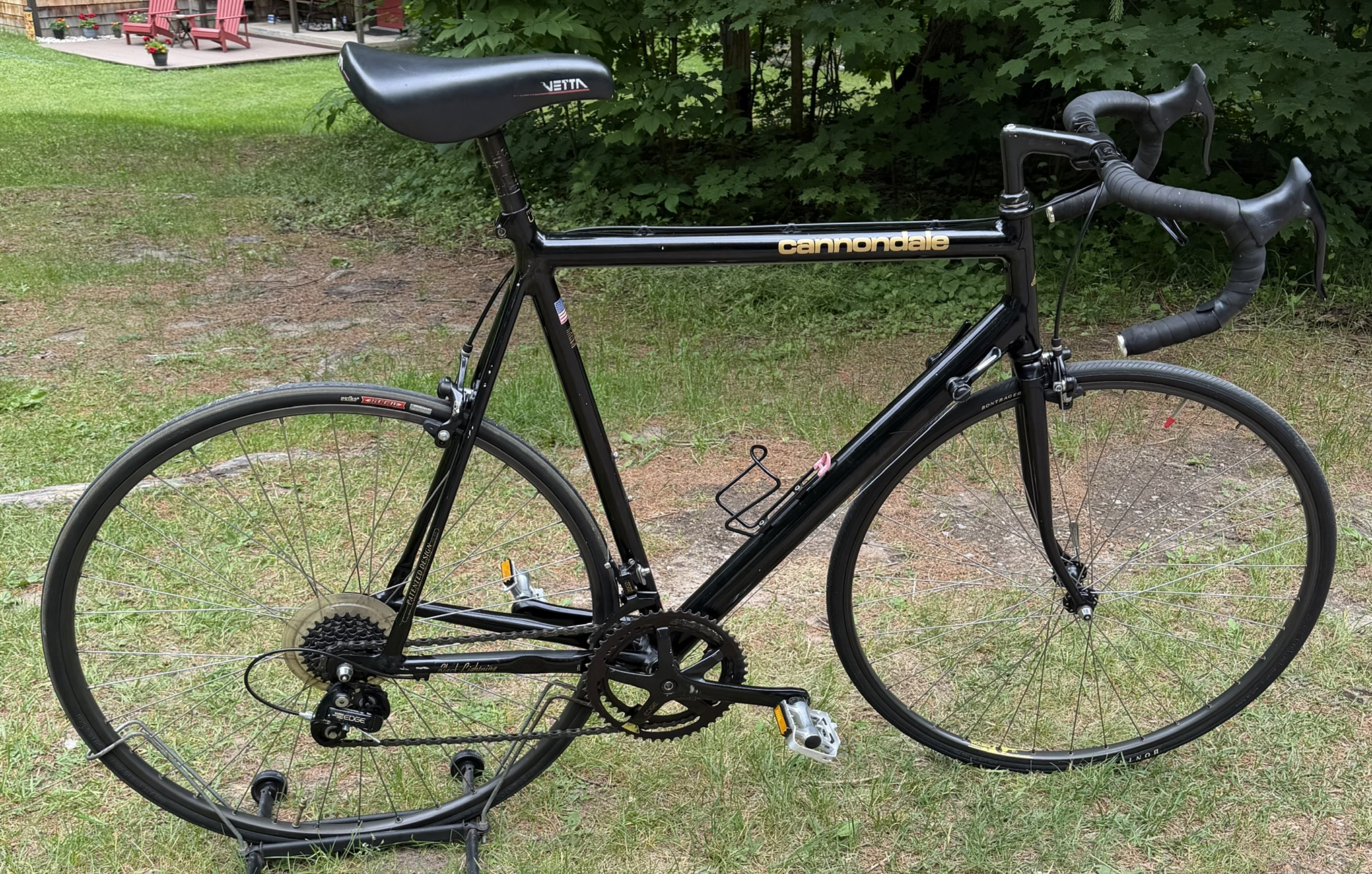 CANNONDALE BLACK LIGHTNING ROAD BIKE