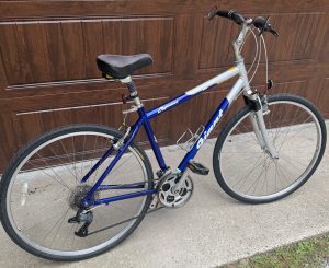 Giant Cypress DX hybrid bike